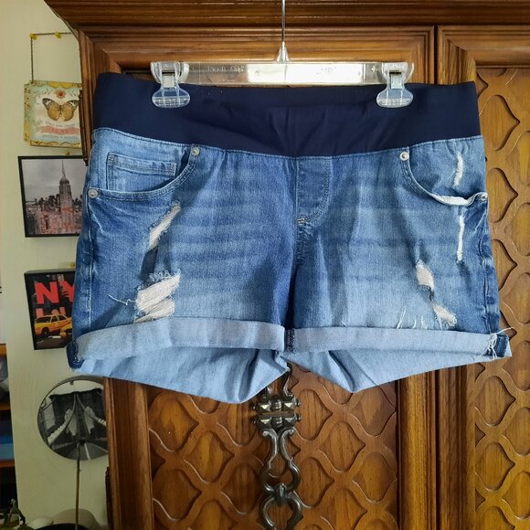 Great Expectations Distressed Maternity Denim Jean Shorts  - Size L - Picture 2 of 14